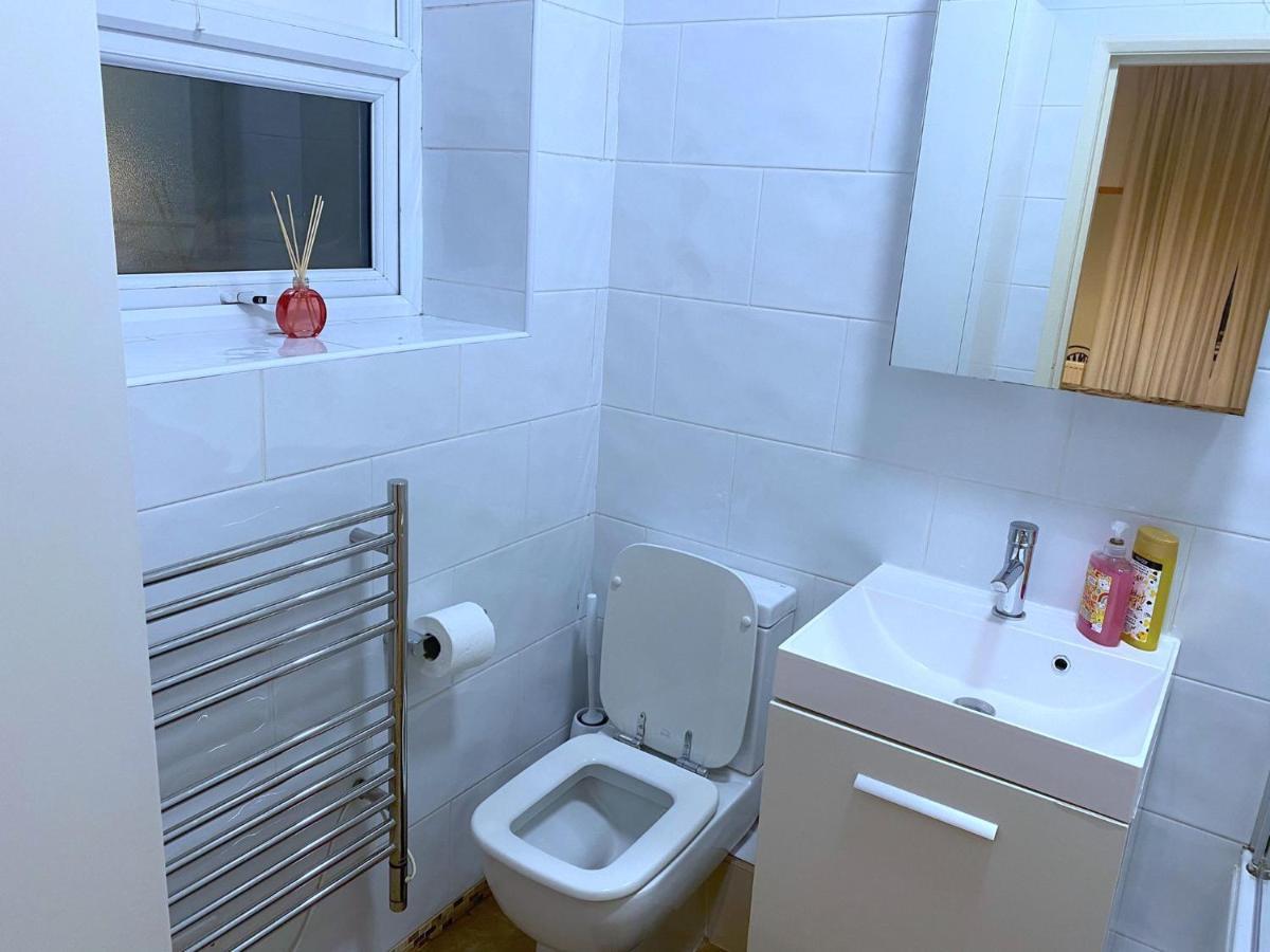 Walk To London Bridge En Suite Apartment With Kitchen Buitenkant foto